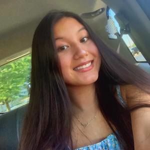 Meet your Posher, Stella